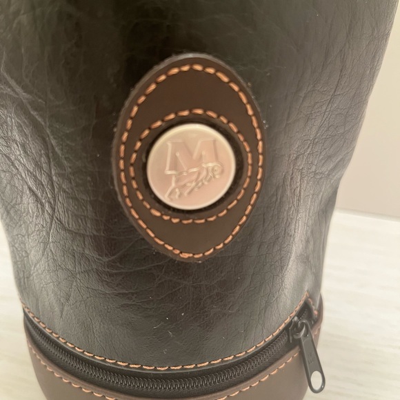 Leather wine bottle/champagne Bubbles carrier Black and brown With Carry Handle. - Picture 5 of 8